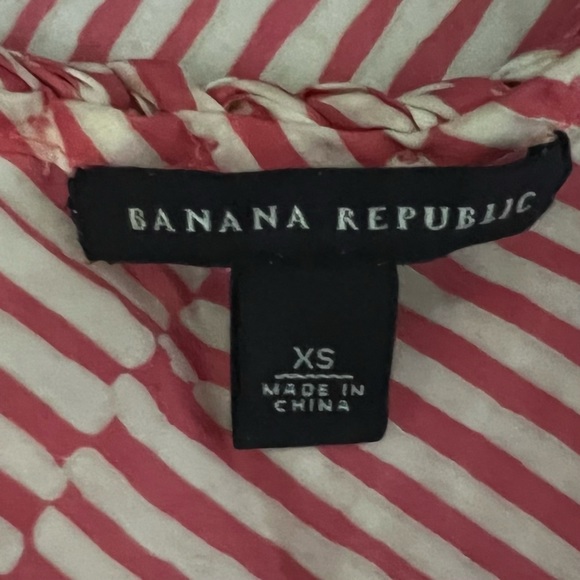 Banana Republic Silk Sleeveless Tank, red & white stripe, XS - Picture 2 of 2